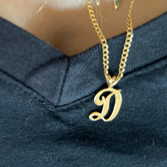 14kt Gold Initial D Charms. Gold Vintage Charms. Does not include the chain - Picture 2 of 4